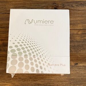 Numiere Plus